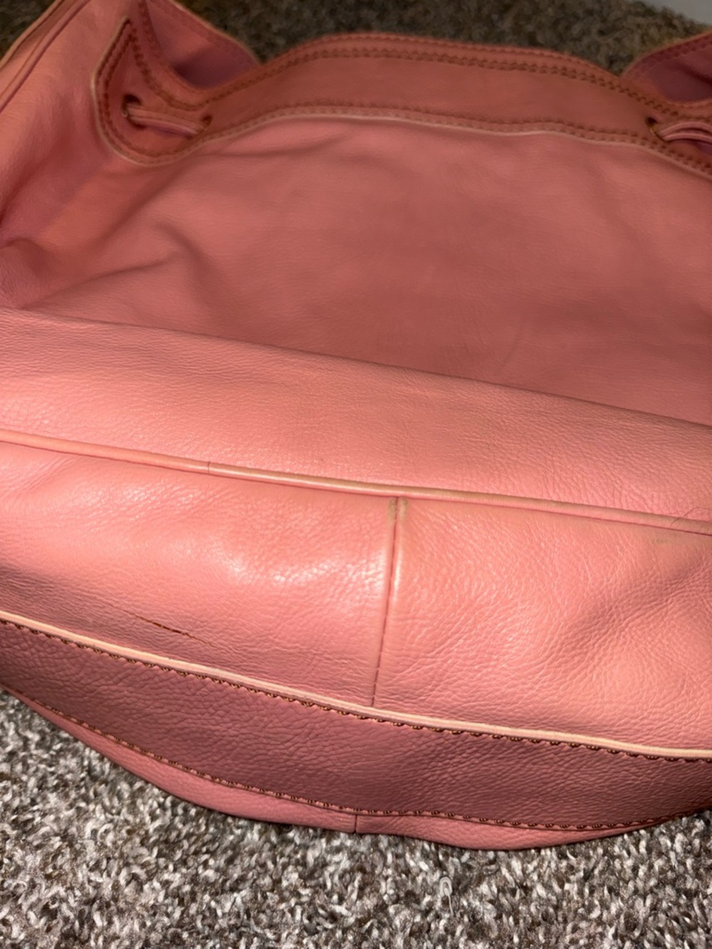 Marc Jacobs Rose-Pink Leather Shoulder Bag with Front Pockets - Picture 5 of 9